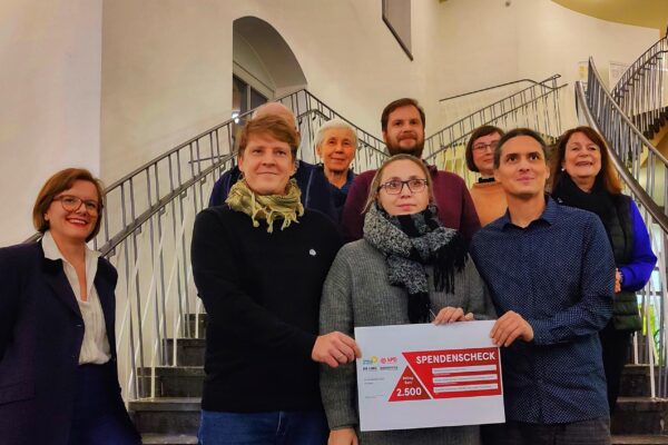 Gemeinsame Spendenaktion für eine starke Flüchtlingssozialarbeit in Dresden